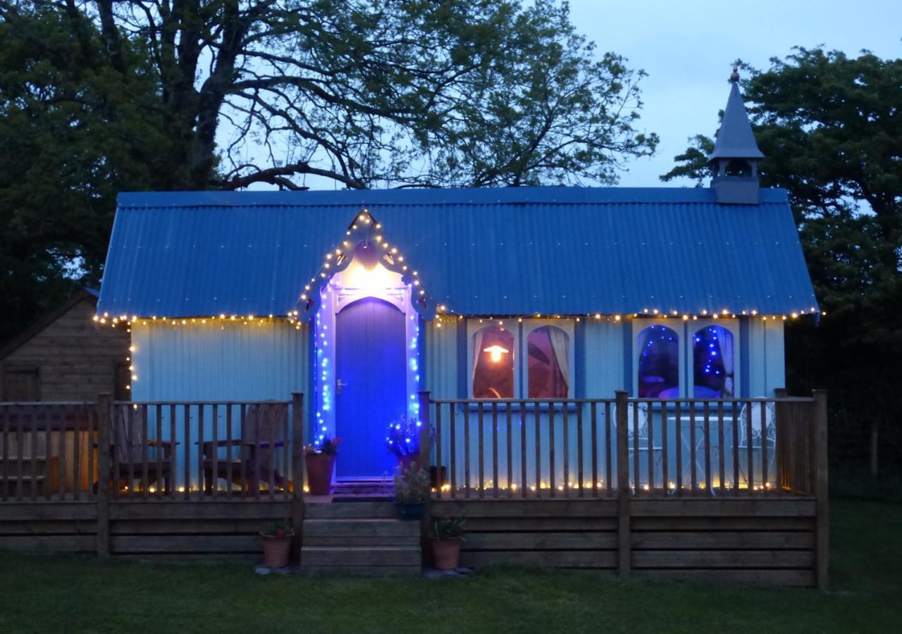 The Tabernacle At Frieda And The Moon Villa Lanreath Екстериор снимка